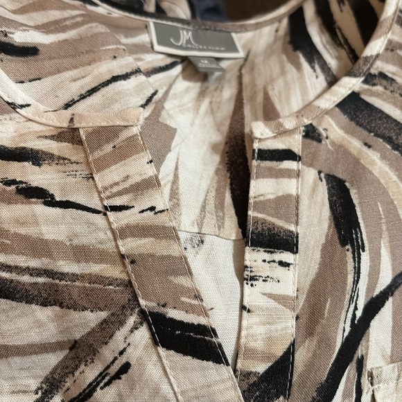 JM Collection Women's V Neck Flap Pocket 3/4 Tab Sleeve Button Shirt. Size M - Picture 15 of 15